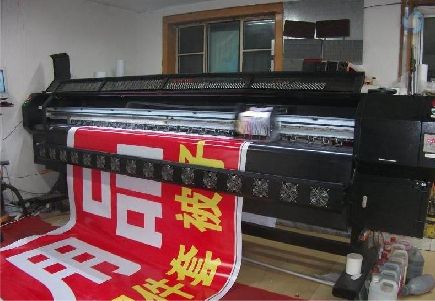  平利喷绘广告分辨率是多少？